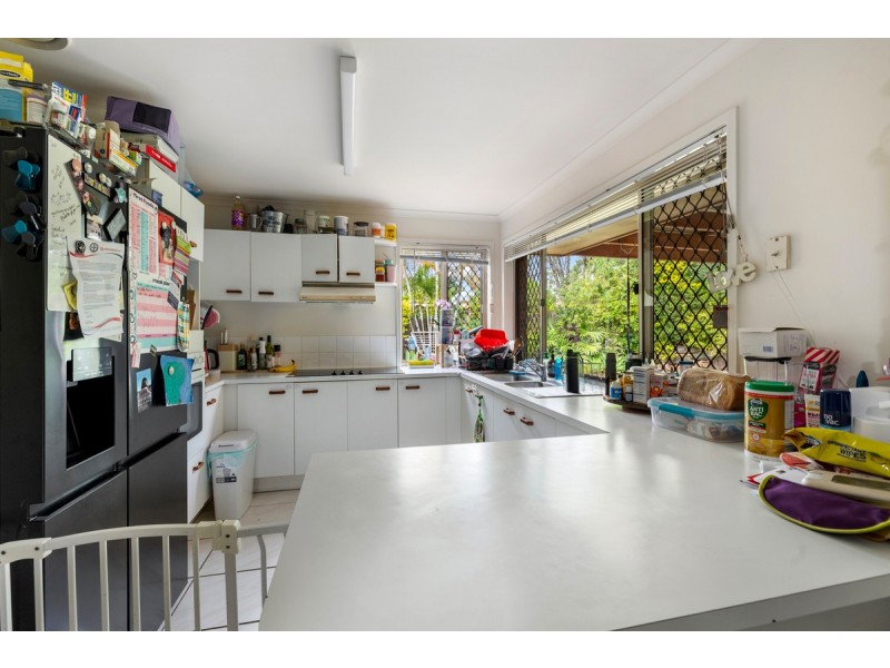 11 Hettwer Court, Victoria Point QLD 4165