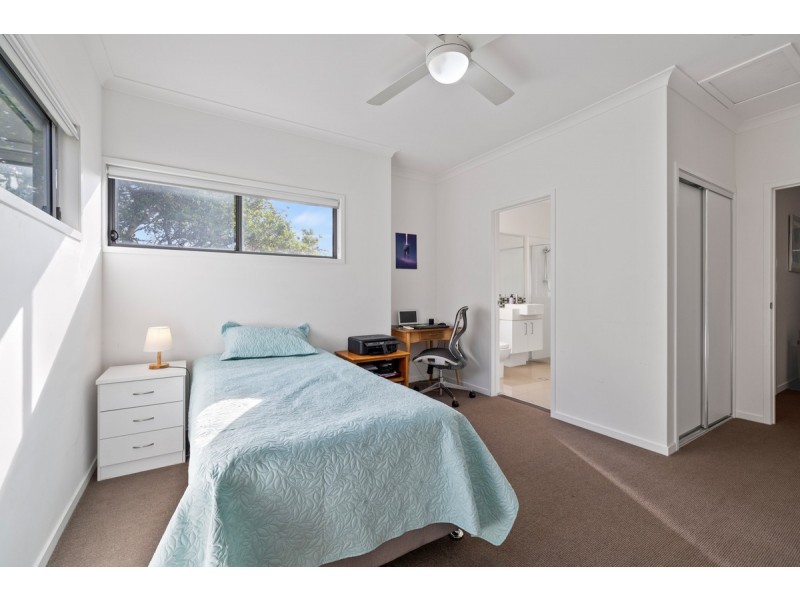 22/25-27 Passage Street, Cleveland QLD 4163