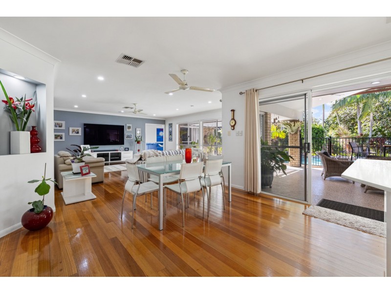 1 Bluebird Court, Thornlands QLD 4164