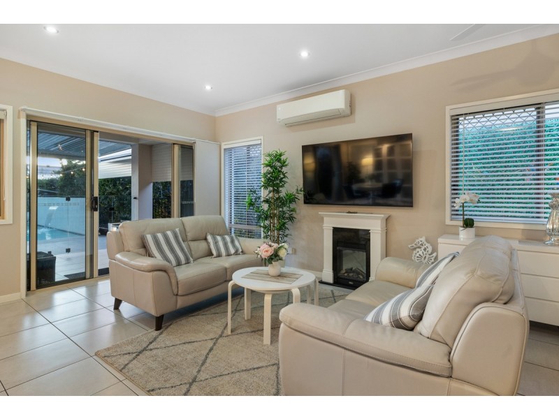 56A Gordon Street, Ormiston QLD 4160