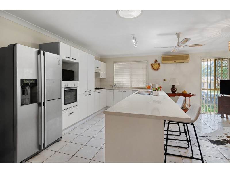 81 Salisbury Street, Redland Bay QLD 4165