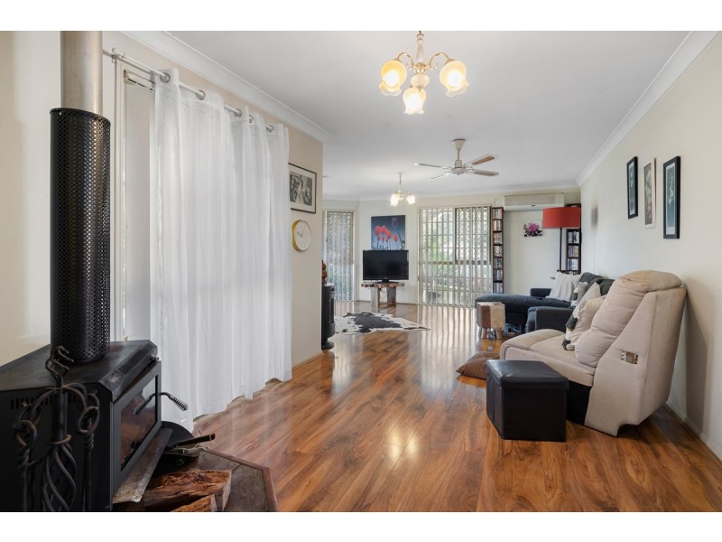81 Salisbury Street, Redland Bay QLD 4165