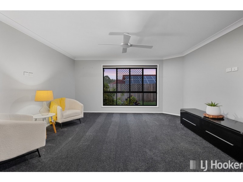 7 Dory Close, Redland Bay QLD 4165