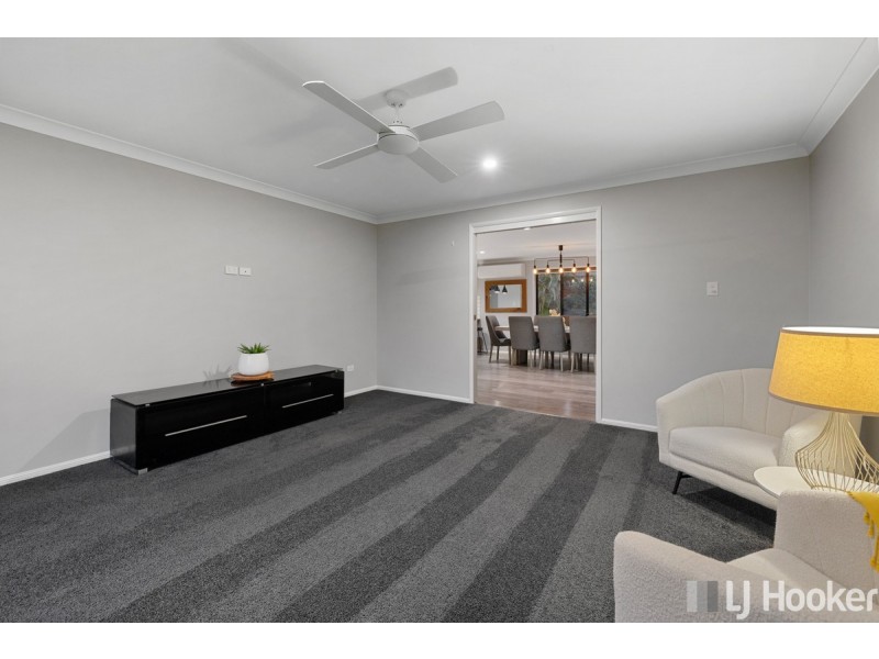 7 Dory Close, Redland Bay QLD 4165