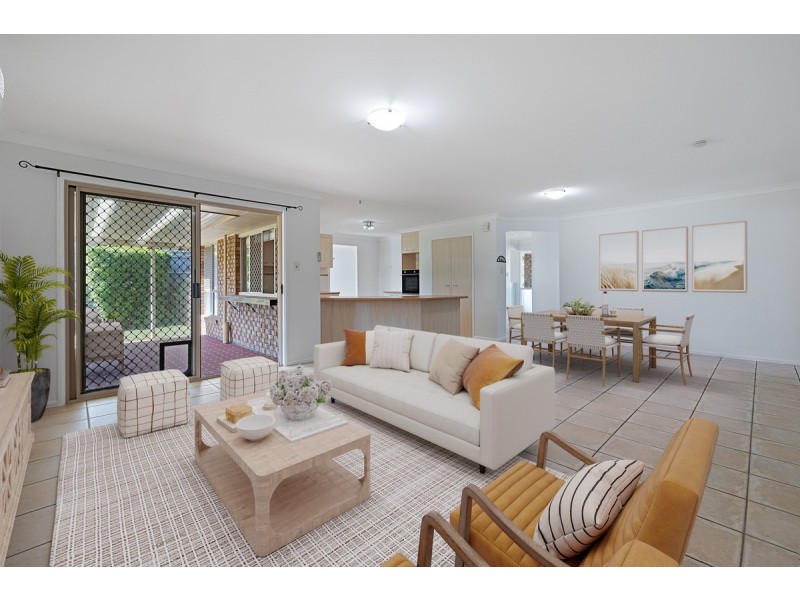 10 Seaholly Crescent, Victoria Point QLD 4165