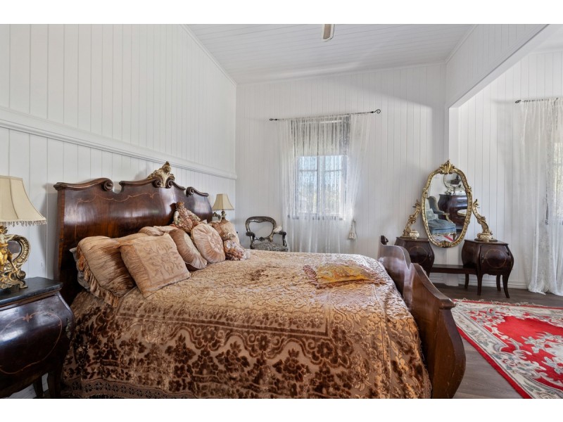 31 Brisbane Valley Highway, Blacksoil QLD 4306