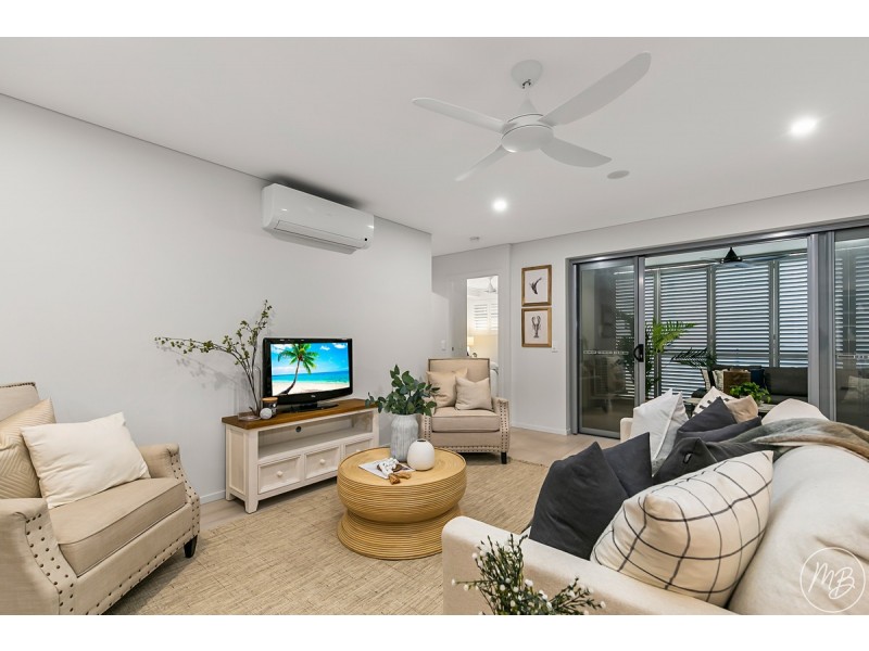 202/152-154 Middle Street, Cleveland QLD 4163