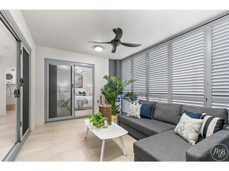 202/152-154 Middle Street, Cleveland QLD 4163