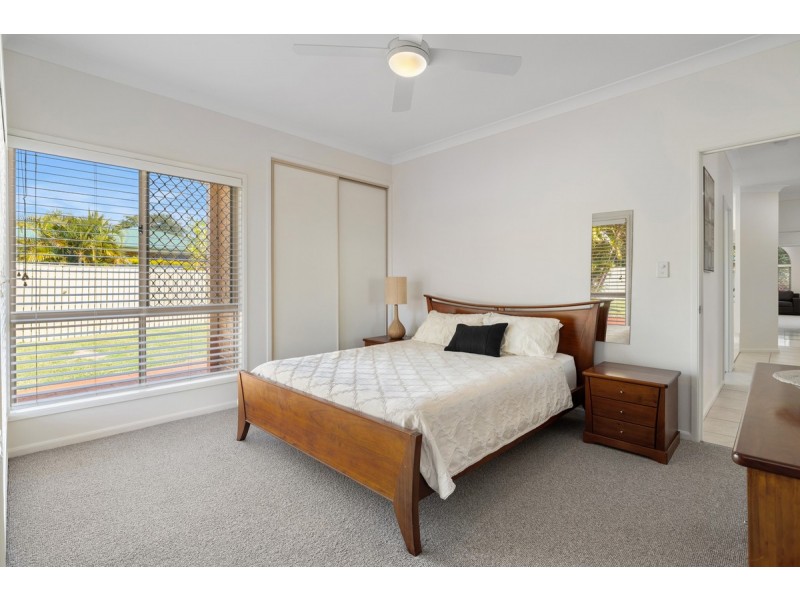 35 Flamingo Crescent, Thornlands QLD 4164