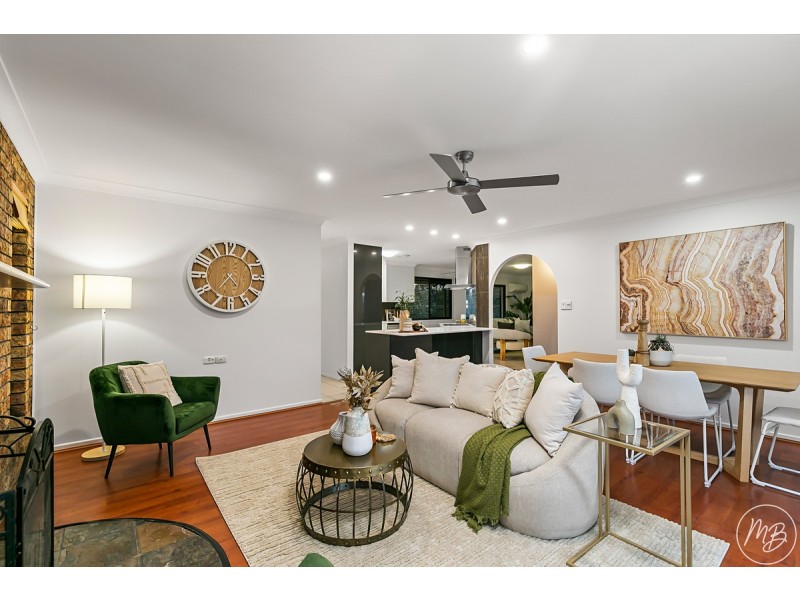 48 Bayford Street, Birkdale QLD 4159