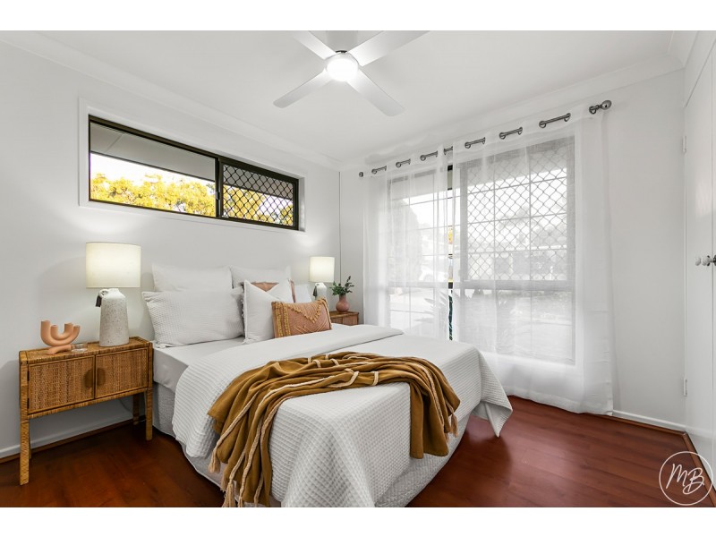 48 Bayford Street, Birkdale QLD 4159