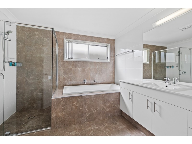 4/18 Bainbridge Street, Ormiston QLD 4160