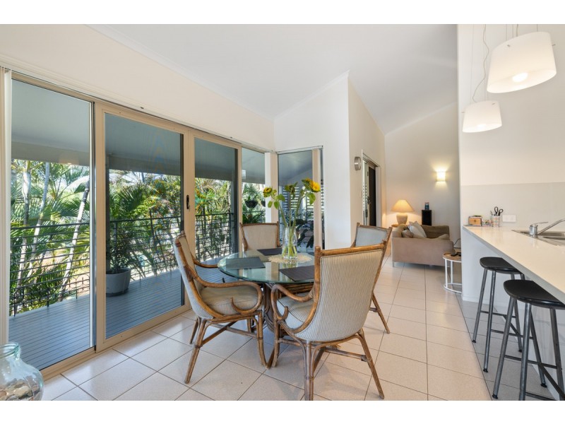 62 Beach Street, Cleveland QLD 4163