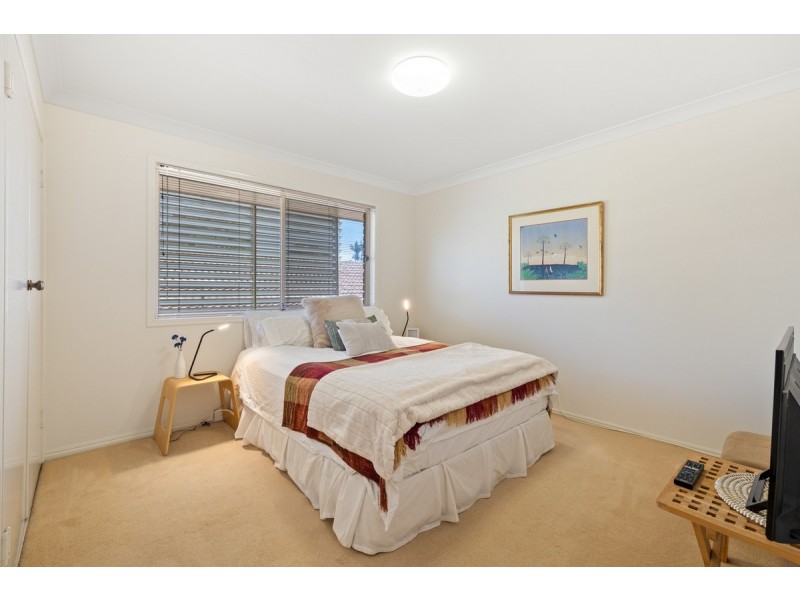 62 Beach Street, Cleveland QLD 4163