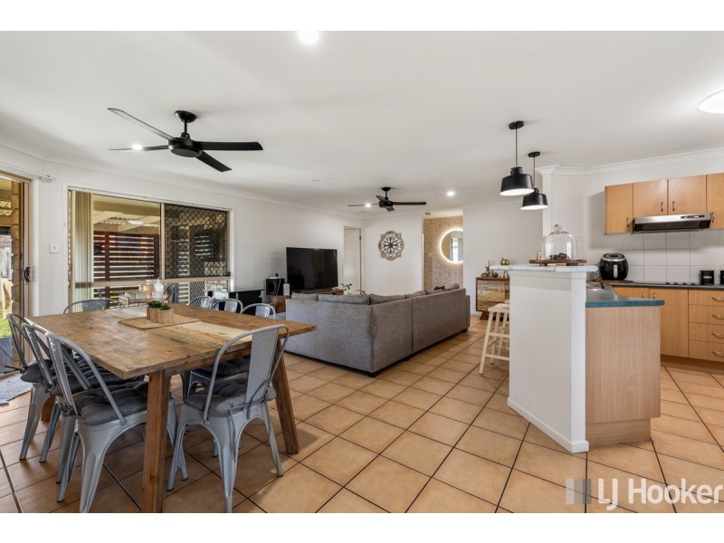 1 Themeda Court, Victoria Point QLD 4165