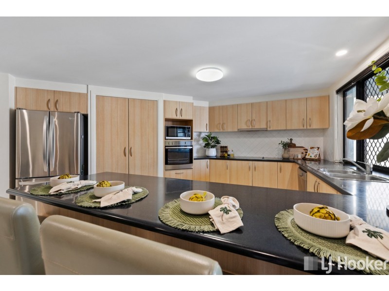 43 Attenborough Circuit, Redland Bay QLD 4165