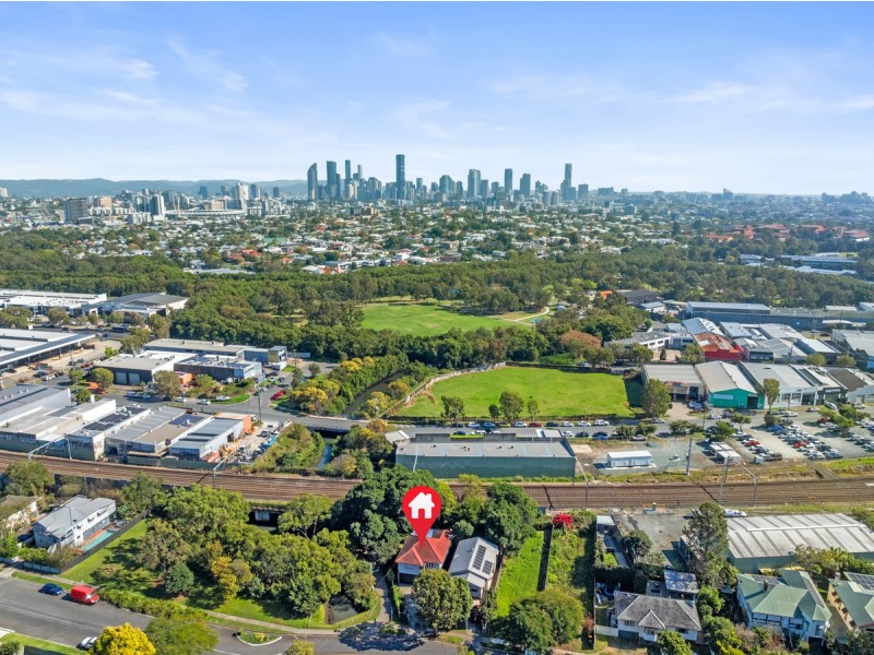 57 Gladstone Street, Coorparoo QLD 4151