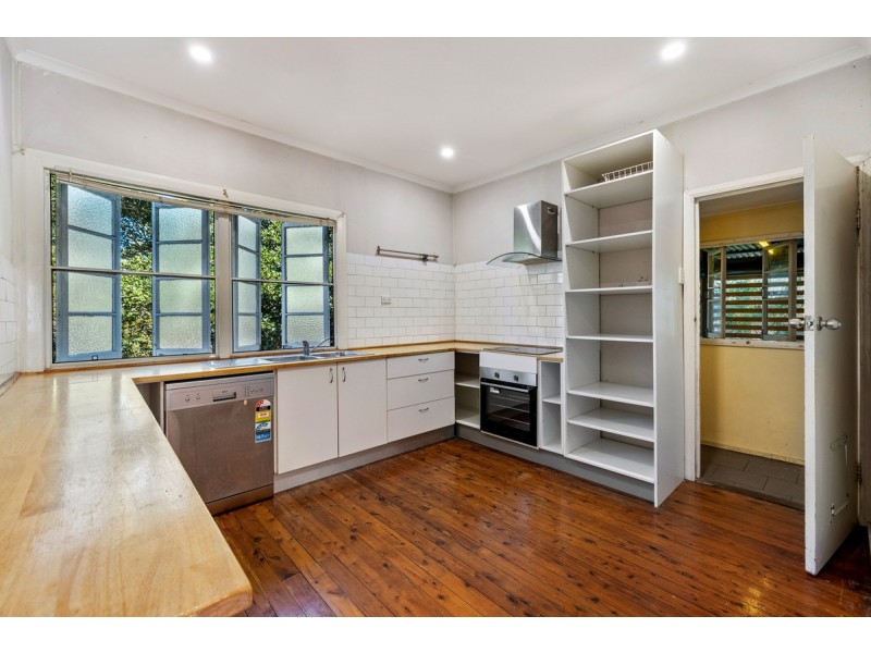 57 Gladstone Street, Coorparoo QLD 4151