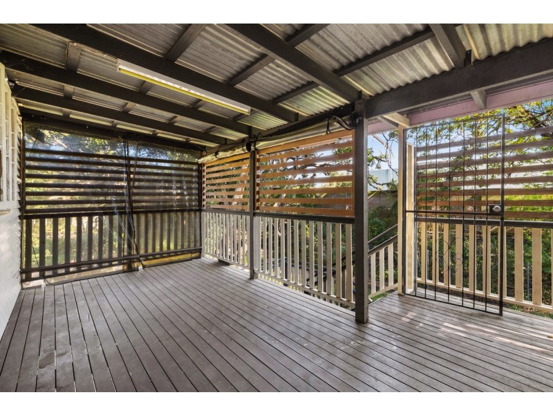 57 Gladstone Street, Coorparoo QLD 4151