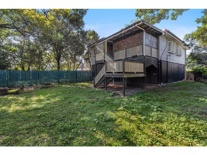 57 Gladstone Street, Coorparoo QLD 4151