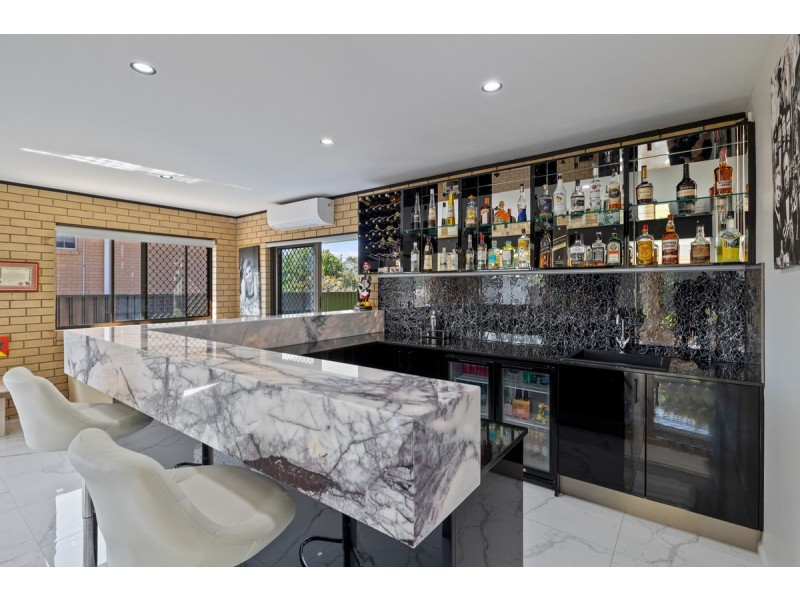 13 Phillip Street, Redland Bay QLD 4165