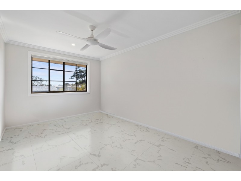 13 Phillip Street, Redland Bay QLD 4165