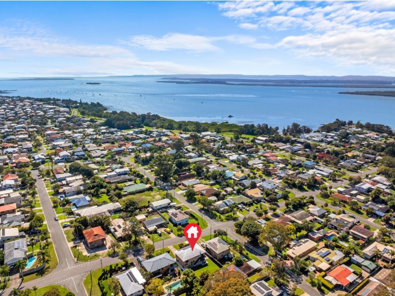 13 Phillip Street, Redland Bay QLD 4165