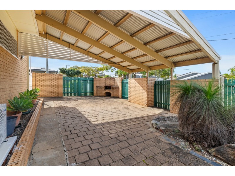 2 Dalkerry Street, Wynnum West QLD 4178