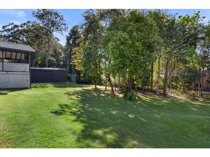 12 Azalea Street, Redland Bay QLD 4165
