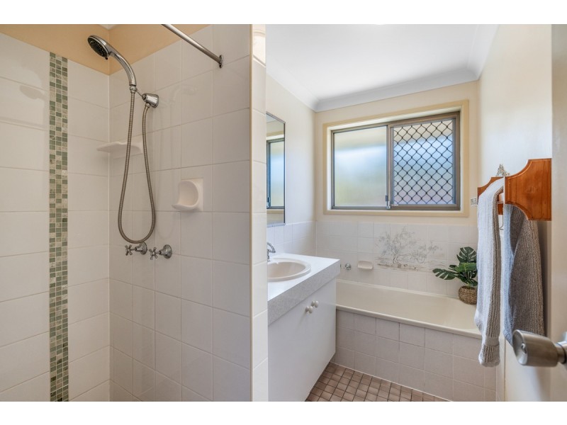 1 Jillian Court, Capalaba QLD 4157