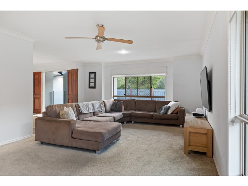 27 Baythorn Drive, Thornlands QLD 4164