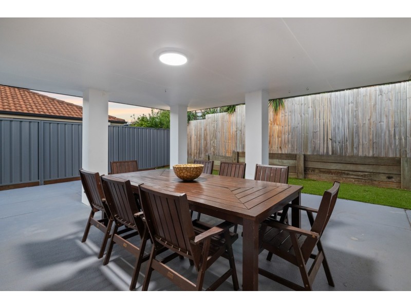 27 Baythorn Drive, Thornlands QLD 4164