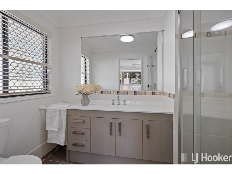 15 Sam Place, Thornlands QLD 4164