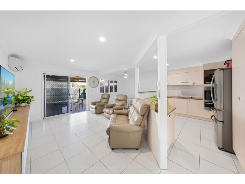 3/2 Channel Street, Cleveland QLD 4163