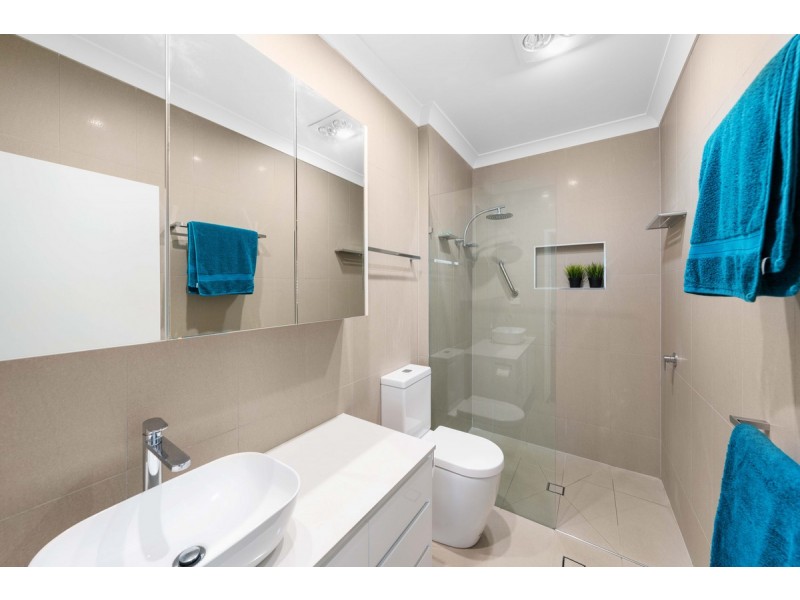 3/2 Channel Street, Cleveland QLD 4163