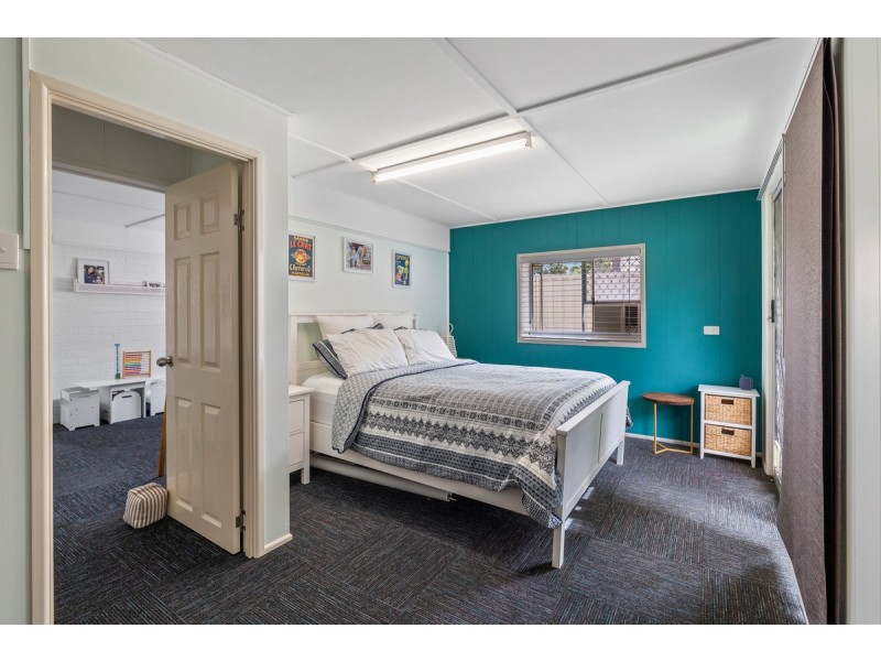 1/12 Hampshire Crescent, Alexandra Hills QLD 4161