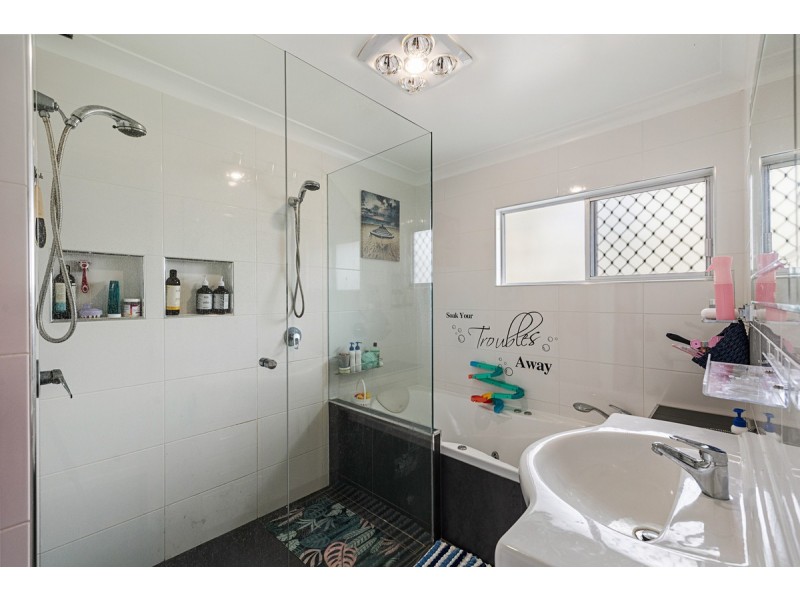 1/12 Hampshire Crescent, Alexandra Hills QLD 4161