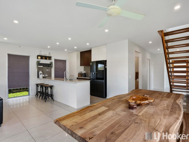 15 Mapleton Crescent, Capalaba QLD 4157