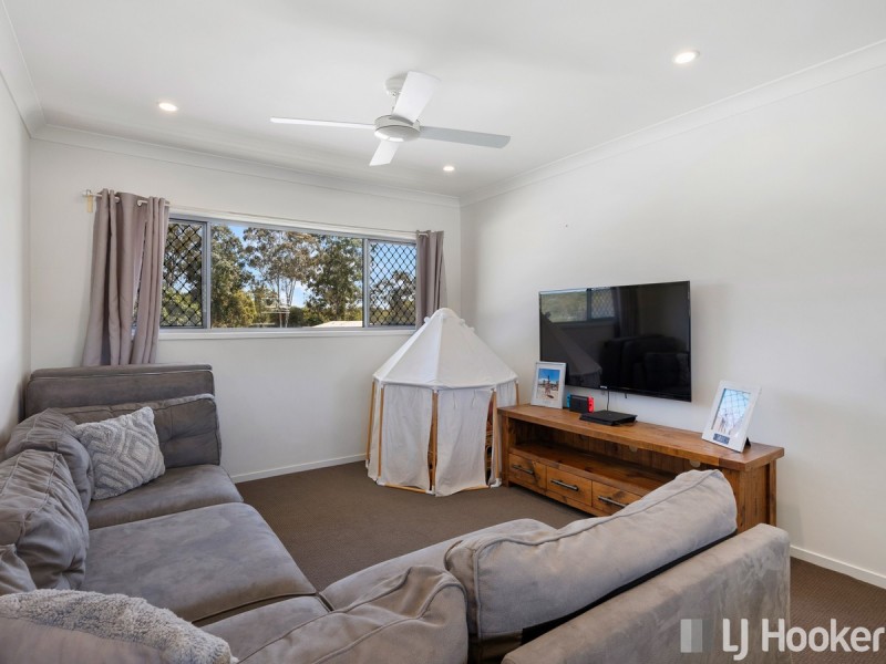 15 Mapleton Crescent, Capalaba QLD 4157