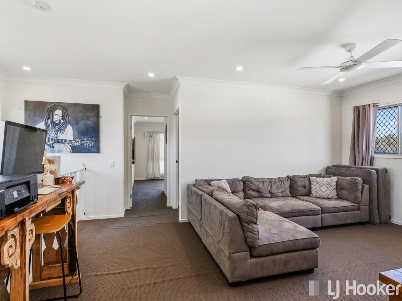 15 Mapleton Crescent, Capalaba QLD 4157