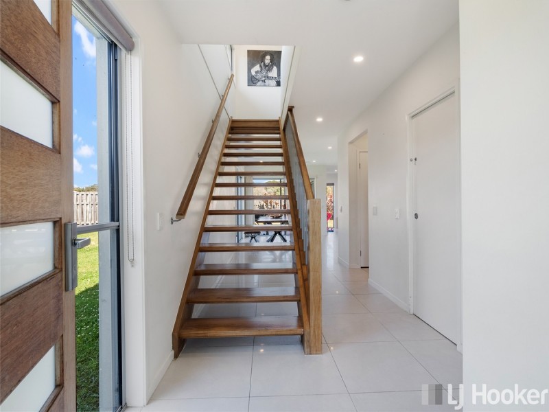 15 Mapleton Crescent, Capalaba QLD 4157