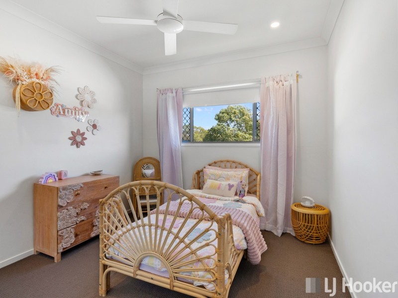 15 Mapleton Crescent, Capalaba QLD 4157