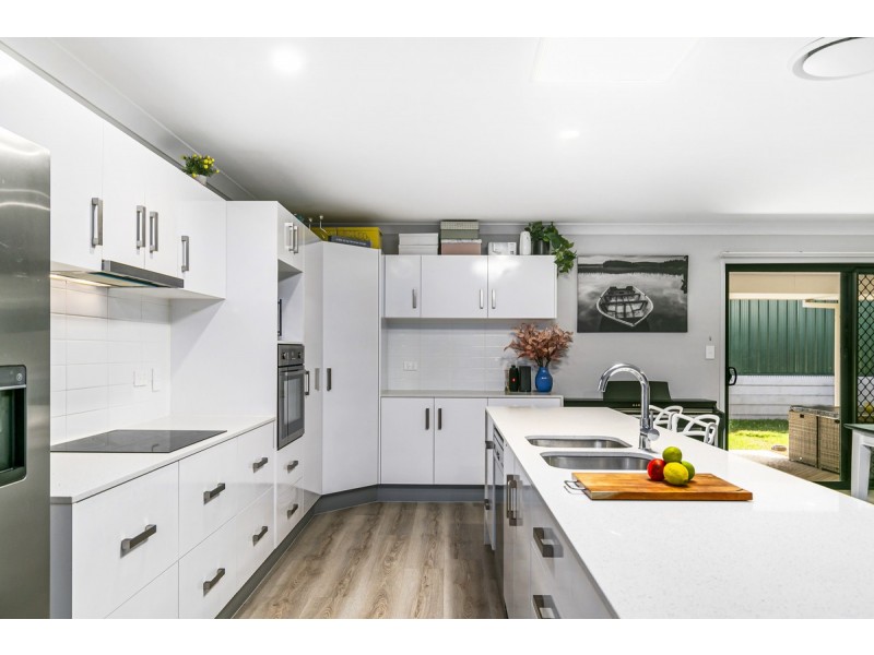 2/15 Oxford Street, Alexandra Hills QLD 4161