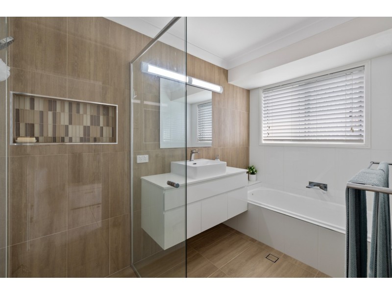 12 Pecan Court, Birkdale QLD 4159