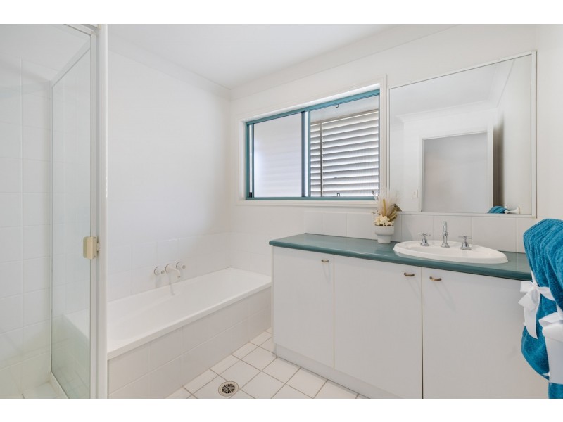 90 South Street, Thornlands QLD 4164