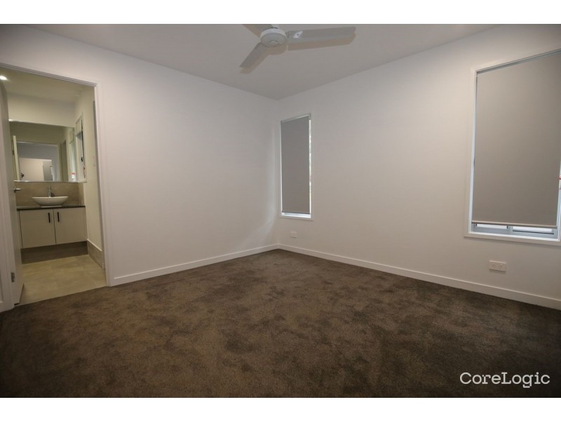 25 Rossi Avenue, Russell Island QLD 4184