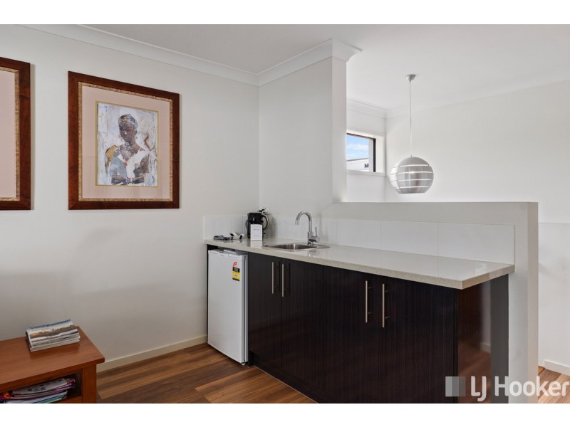 2/18A Nelson Street, Ormiston QLD 4160