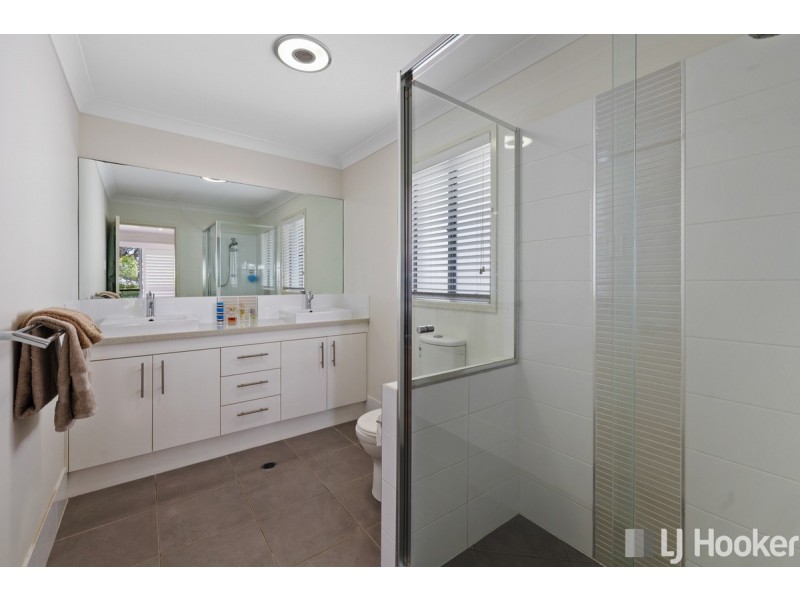 2/18A Nelson Street, Ormiston QLD 4160