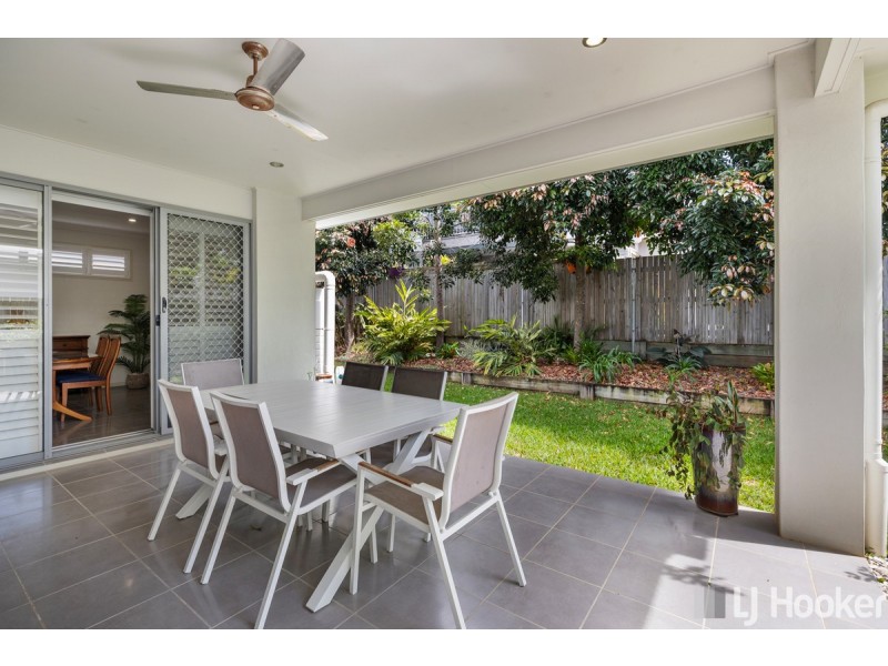 2/18A Nelson Street, Ormiston QLD 4160