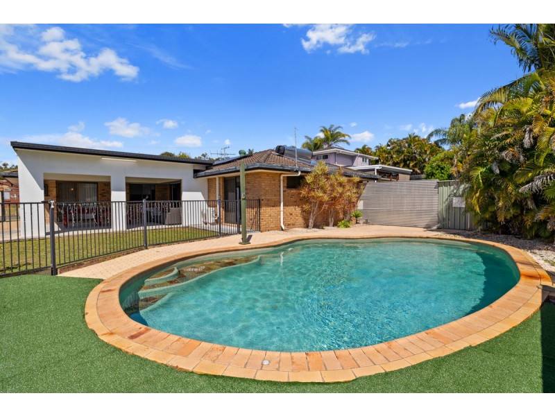 15 Pinewood Street, Capalaba QLD 4157